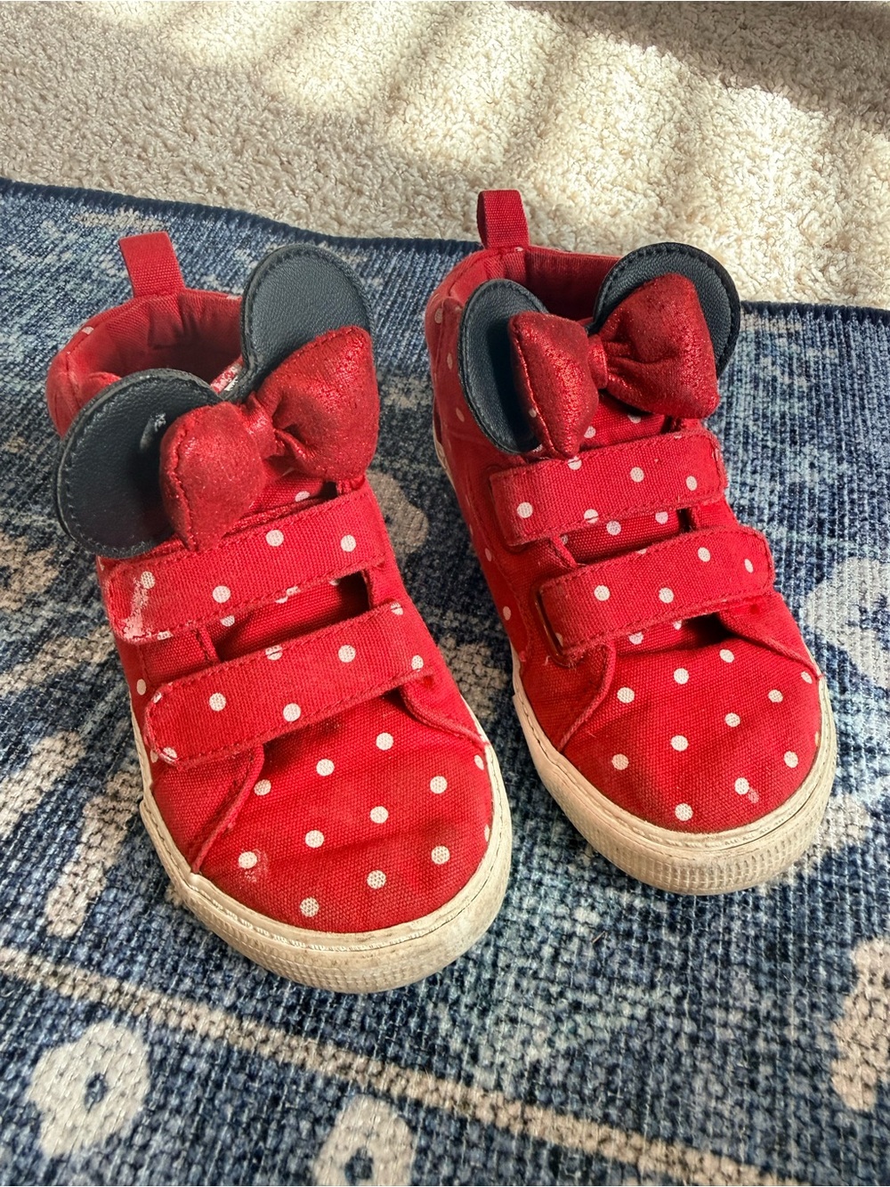 Minnie Mouse Gap Red Polka Dot Kids Sneakers with Bow Accent